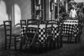 Bistrot lyonnais : reconnaître le vrai du décor Bistrot lyonnais : reconnaître le vrai du décor